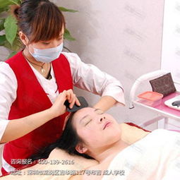 女孩學(xué)美容化妝好嗎