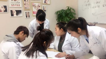 圖 北京在哪學(xué)化妝美容美甲好美甲美容半永久培訓(xùn)學(xué)校 北京職業(yè)培訓(xùn)