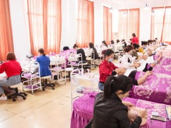 圖 泉州美容化妝培訓學校 君子蘭美容培訓學校 泉州美容學校 泉州職業培訓 泉州列表網