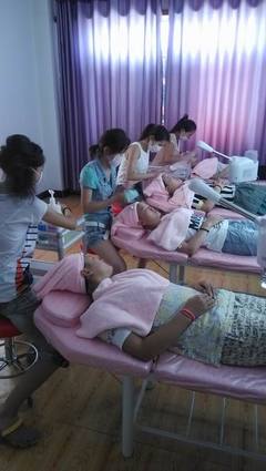 阜陽汝老師美容化妝職業培訓學校 專業打造美麗事業