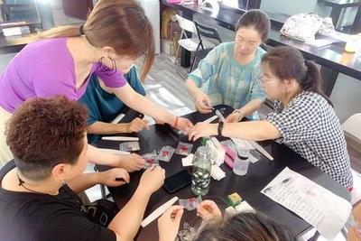 美容職業培訓學校 開啟美麗事業的專業殿堂