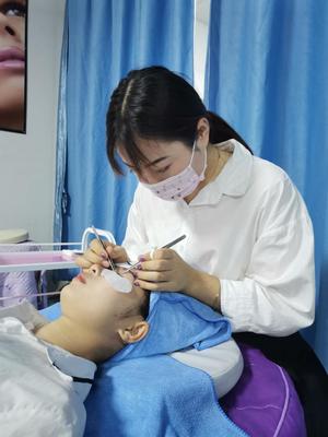 東莞美容職業培訓中心 開啟美容師職業生涯的全科學習之路